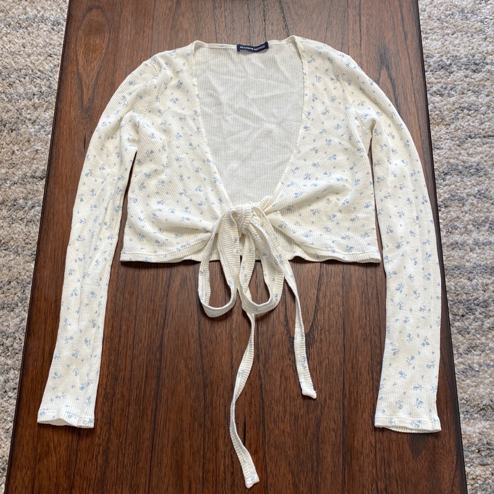 Brandy Melville tie long sleeve top